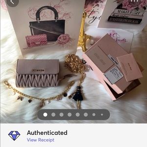 ❌SOLD❌MIU MIU Gather Pink Bifold Wallet